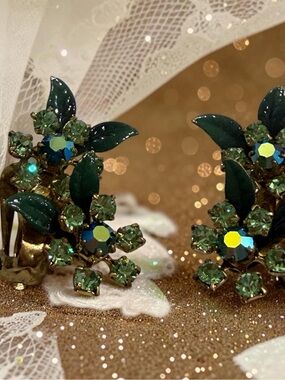Vintage Green Crystal Flower Clip-On Earrings